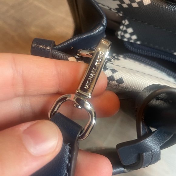 Michael Kors Mirella Extra-Small Sequined Crossbody Bag Shopper Tote NWOT - Picture 3 of 10